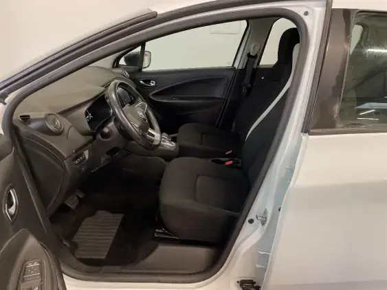 RENAULT ZOE - voiture d'occasion - Photo 18