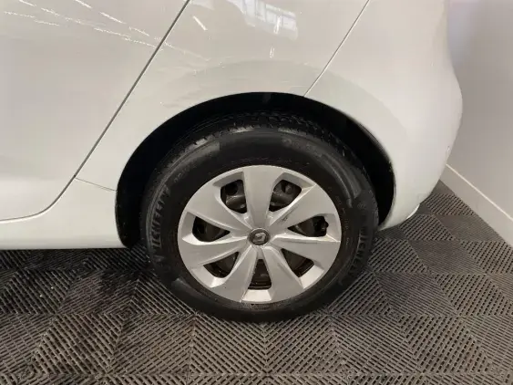 RENAULT ZOE - voiture d'occasion - Photo 24