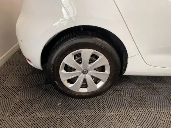 RENAULT ZOE - voiture d'occasion - Photo 25