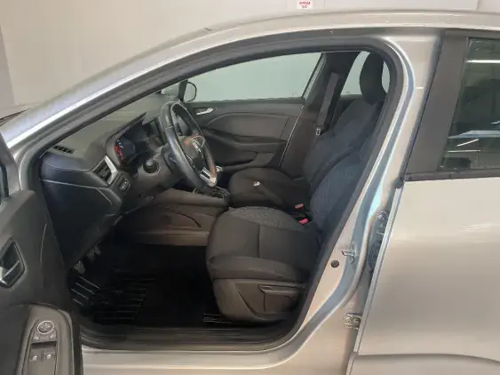 RENAULT CLIO V - voiture d'occasion - Photo 18