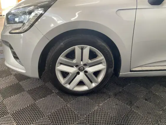 RENAULT CLIO V - voiture d'occasion - Photo 23