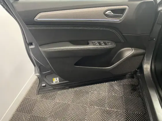 RENAULT ARKANA - voiture d'occasion - Photo 19