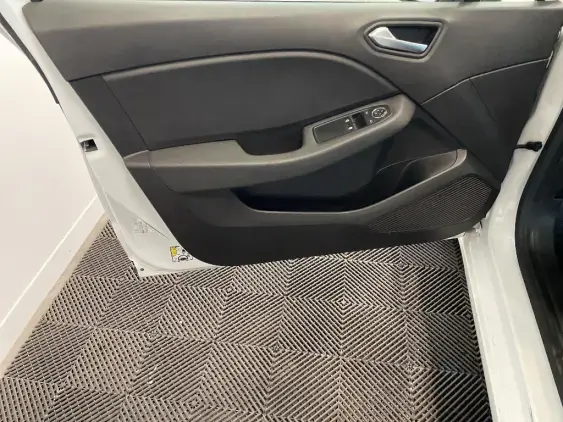 RENAULT CLIO REVERSIBLE V - voiture d'occasion - Photo 19