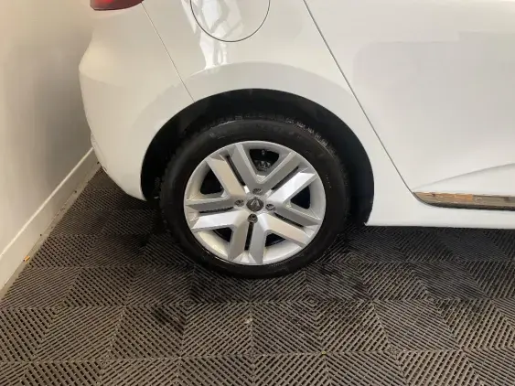 RENAULT CLIO REVERSIBLE V - voiture d'occasion - Photo 25