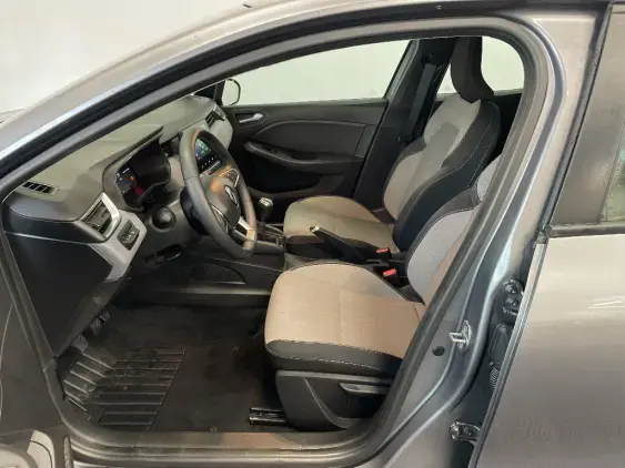 RENAULT CLIO V - voiture d'occasion - Photo 18