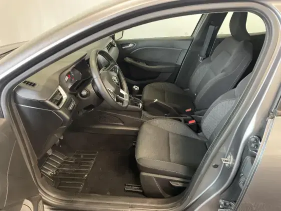 RENAULT CLIO V - voiture d'occasion - Photo 18