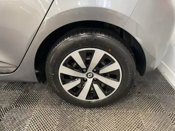 RENAULT CLIO V - voiture d'occasion - Photo 24