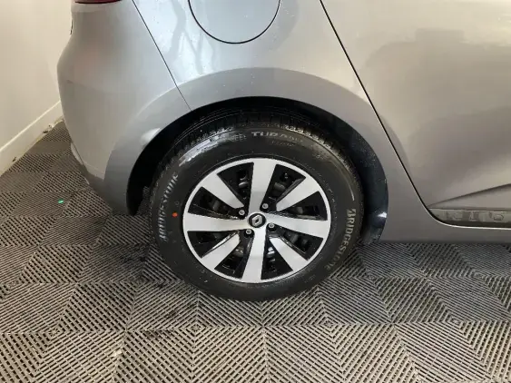 RENAULT CLIO V - voiture d'occasion - Photo 25