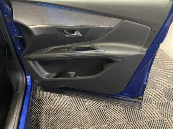 PEUGEOT 3008 II - voiture d'occasion - Photo 20