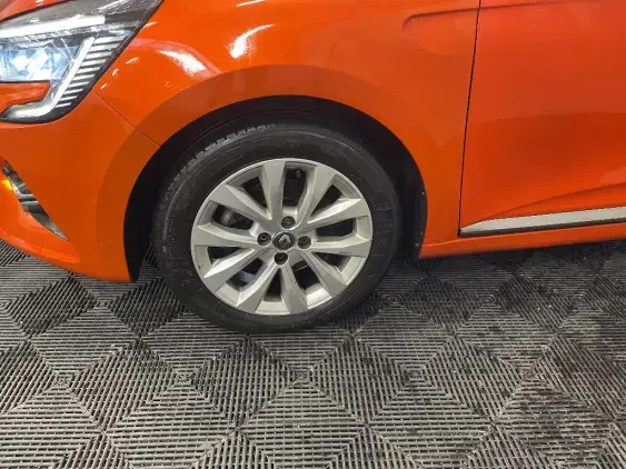 RENAULT CLIO V - voiture d'occasion - Photo 23