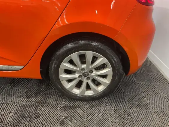 RENAULT CLIO V - voiture d'occasion - Photo 24