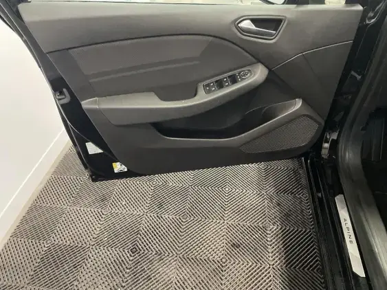 RENAULT CLIO V - voiture d'occasion - Photo 19