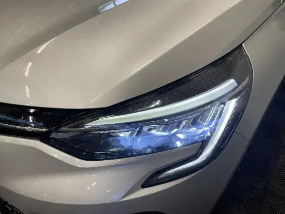 RENAULT CLIO V - voiture d'occasion - Photo 22