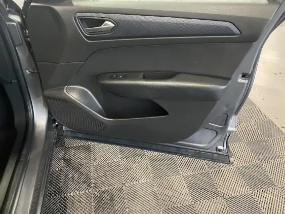 RENAULT ARKANA - voiture d'occasion - Photo 20