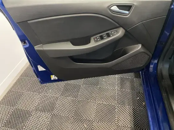 RENAULT CLIO V - voiture d'occasion - Photo 19