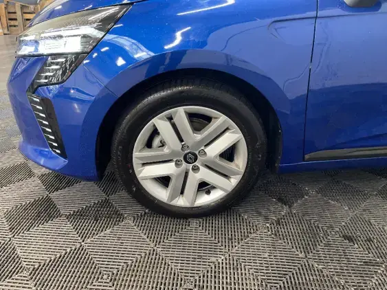 RENAULT CLIO V - voiture d'occasion - Photo 23