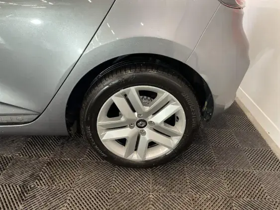 RENAULT CLIO V - voiture d'occasion - Photo 24