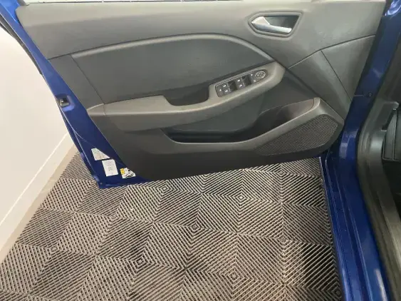 RENAULT CLIO V - voiture d'occasion - Photo 19