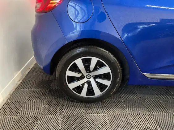 RENAULT CLIO V - voiture d'occasion - Photo 25