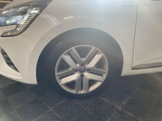 RENAULT CLIO V - voiture d'occasion - Photo 23