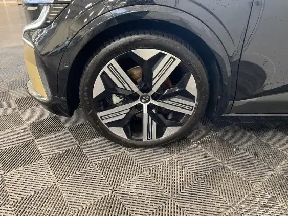 RENAULT MEGANE V - voiture d'occasion - Photo 23