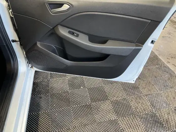 RENAULT CLIO V - voiture d'occasion - Photo 20