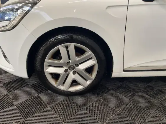 RENAULT CLIO V - voiture d'occasion - Photo 23