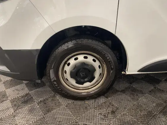 RENAULT TRAFIC FG III - voiture d'occasion - Photo 23