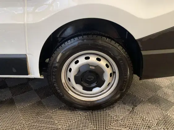 RENAULT TRAFIC FG III - voiture d'occasion - Photo 24