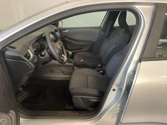 RENAULT CLIO V - voiture d'occasion - Photo 18