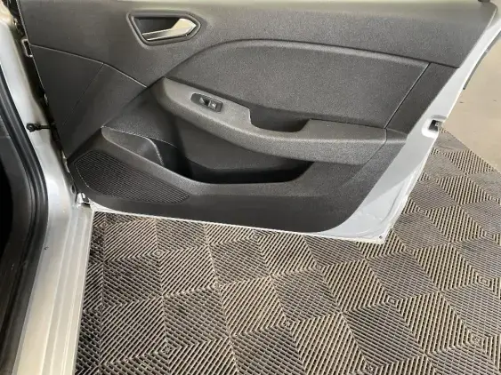 RENAULT CLIO V - voiture d'occasion - Photo 20