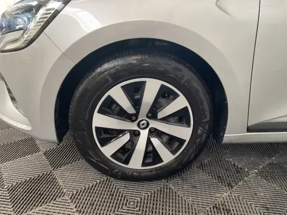 RENAULT CLIO V - voiture d'occasion - Photo 23