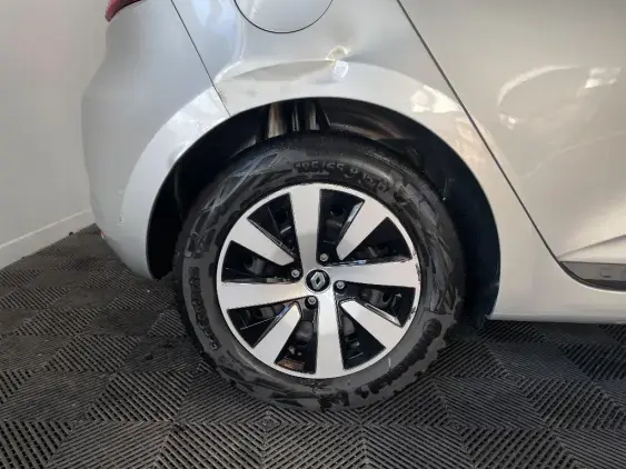 RENAULT CLIO V - voiture d'occasion - Photo 25