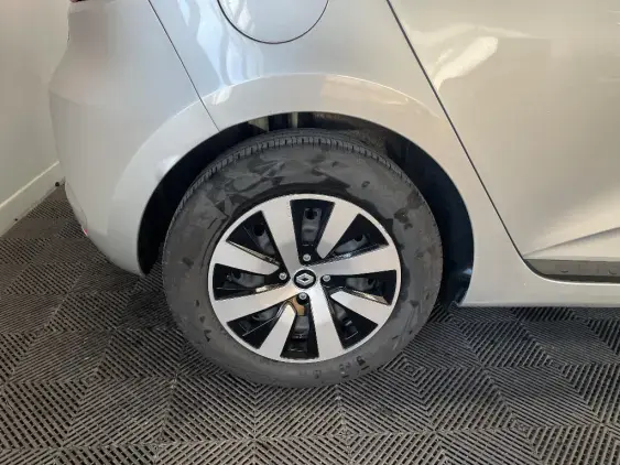 RENAULT CLIO V - voiture d'occasion - Photo 25