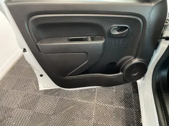 RENAULT TWINGO III - voiture d'occasion - Photo 19