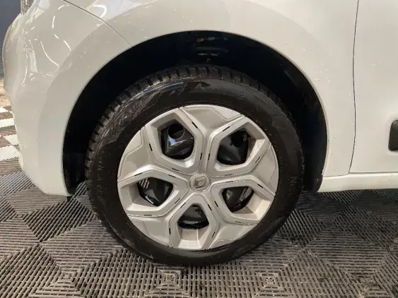 RENAULT TWINGO III - voiture d'occasion - Photo 23