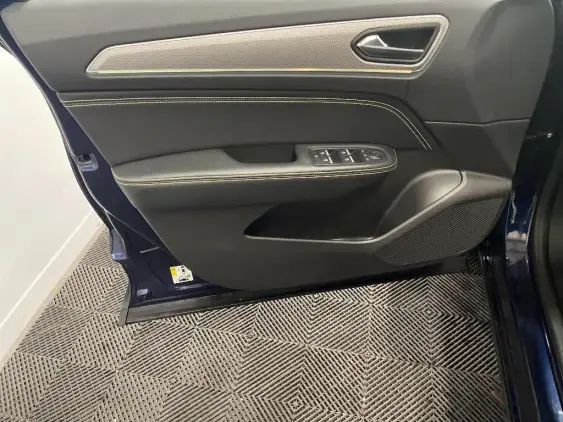 RENAULT ARKANA - voiture d'occasion - Photo 19