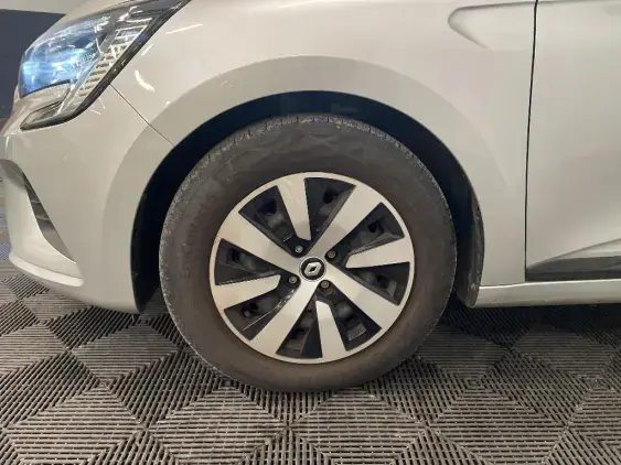 RENAULT CLIO V - voiture d'occasion - Photo 23