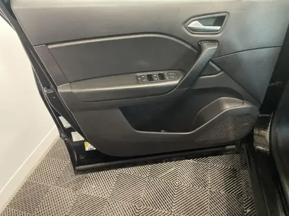 RENAULT CAPTUR II - voiture d'occasion - Photo 19