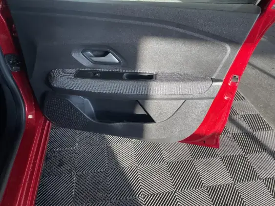 DACIA SANDERO III - voiture d'occasion - Photo 20