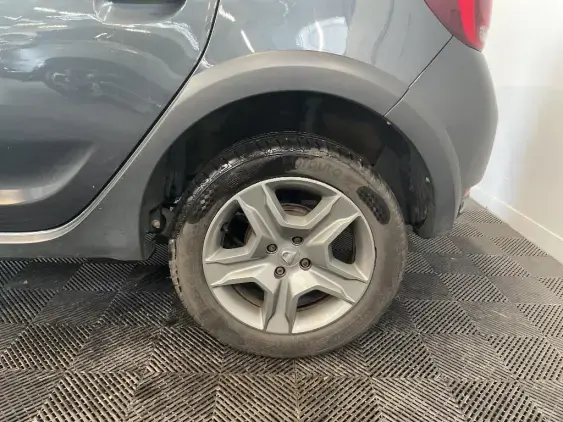 DACIA SANDERO II - voiture d'occasion - Photo 24