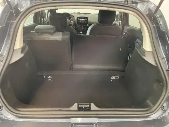 RENAULT CLIO IV - voiture d'occasion - Photo 16