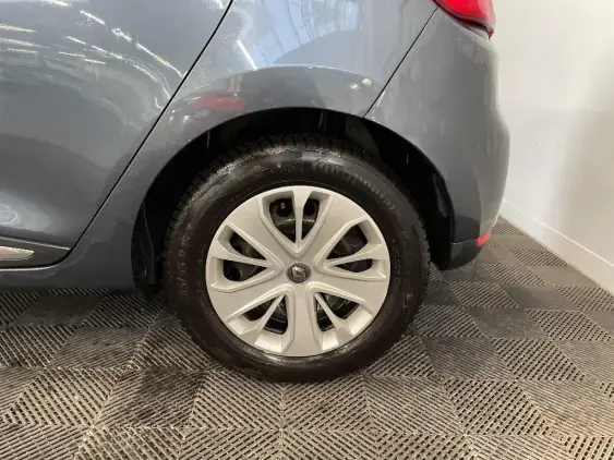 RENAULT CLIO IV - voiture d'occasion - Photo 24