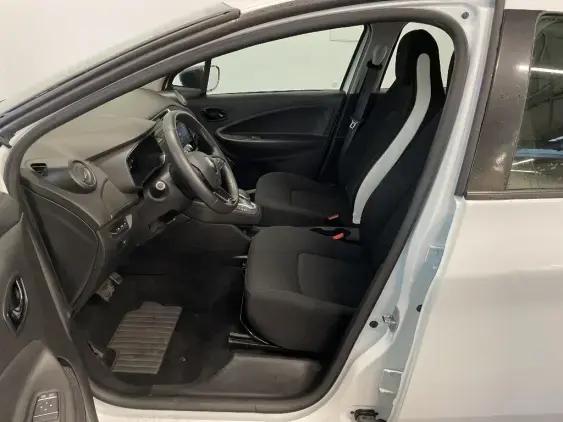 RENAULT ZOE - voiture d'occasion - Photo 18