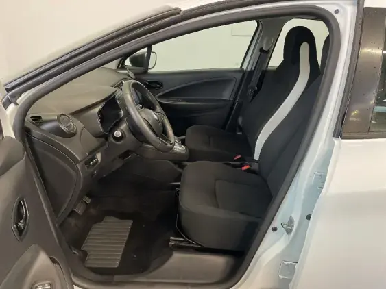RENAULT ZOE - voiture d'occasion - Photo 18