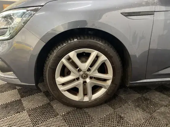 RENAULT MEGANE IV - voiture d'occasion - Photo 23