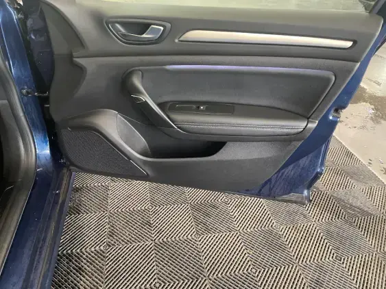 RENAULT MEGANE IV - voiture d'occasion - Photo 20