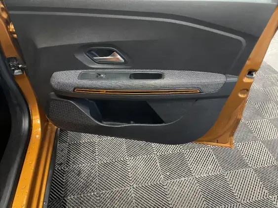 DACIA SANDERO III - voiture d'occasion - Photo 20