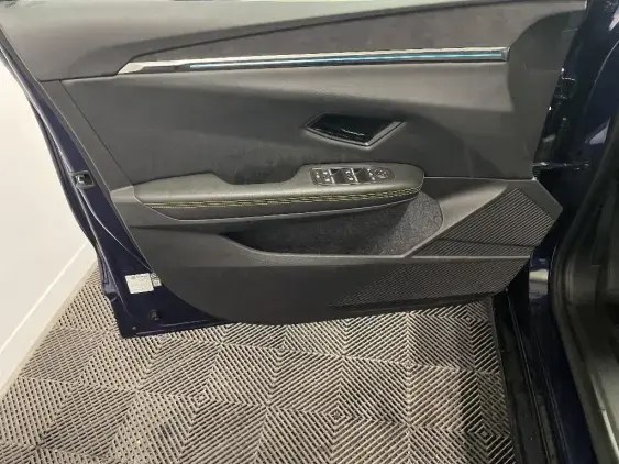 RENAULT MEGANE V - voiture d'occasion - Photo 19