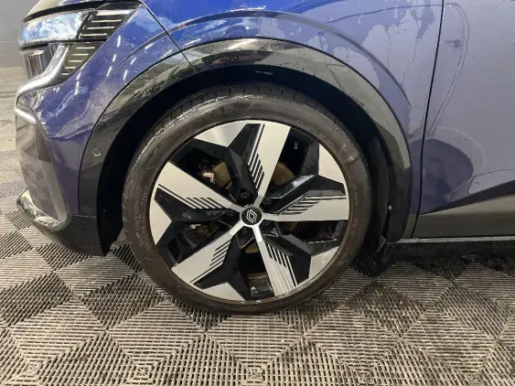 RENAULT MEGANE V - voiture d'occasion - Photo 23